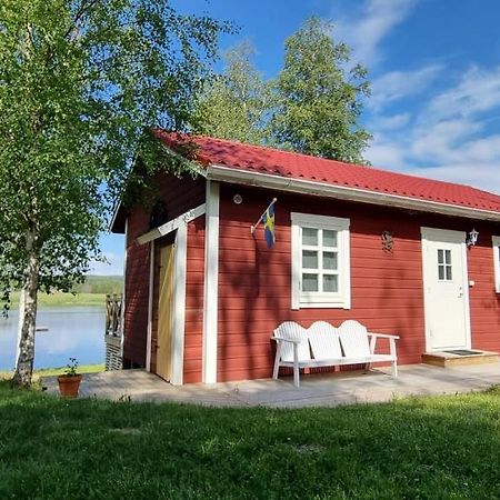 Mysig Stuga Med Sjoetomt, Naera Jaervsoebacken 외부 사진